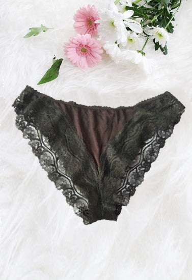 Snazzy Black Lace Trim Hipster Panty(Sold Out)